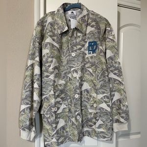 Disney world men’s button up long sleeve shirt size XL